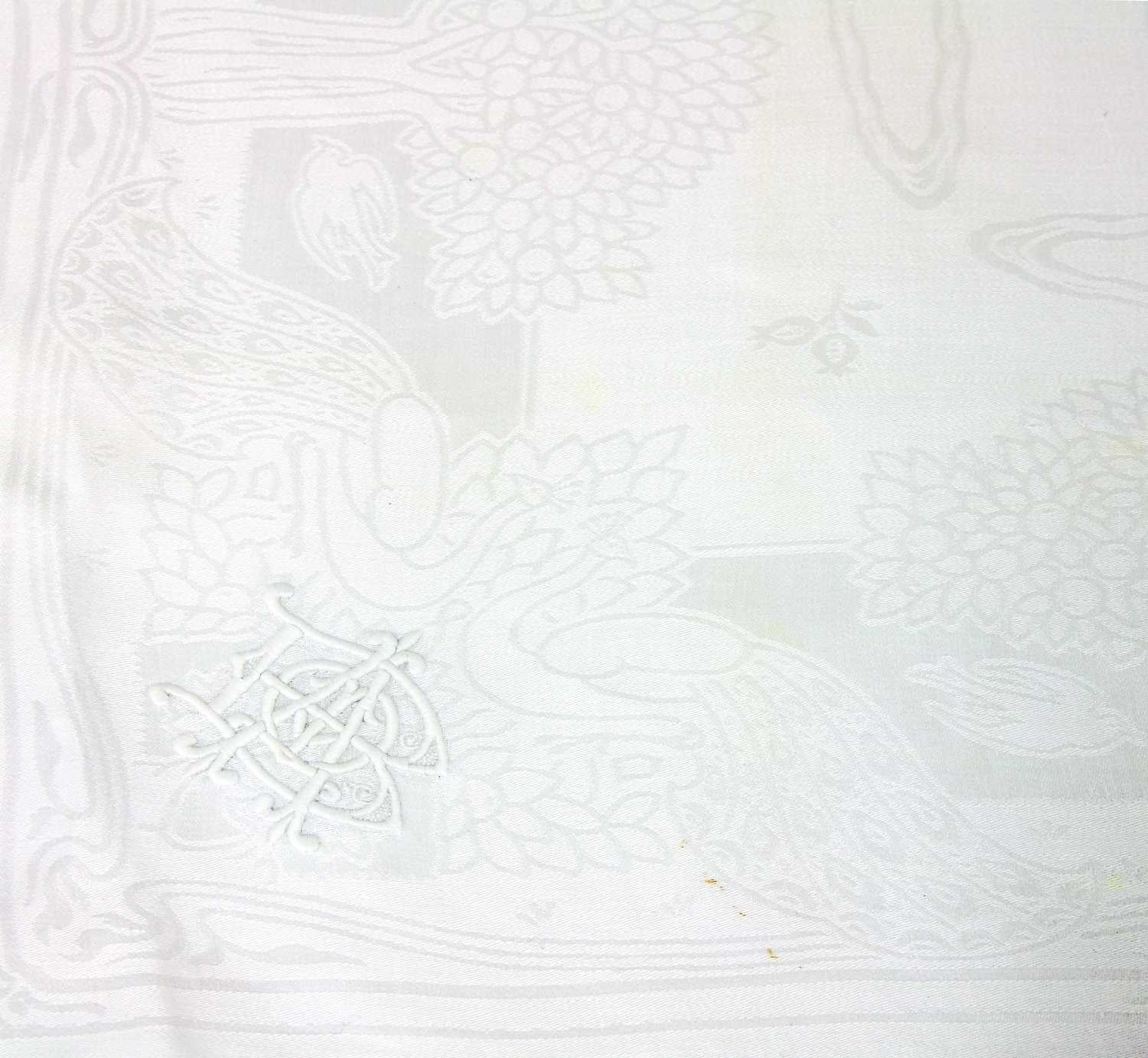 A rare Arts and Crafts Walter Crane damask linen set, - Image 8 of 10
