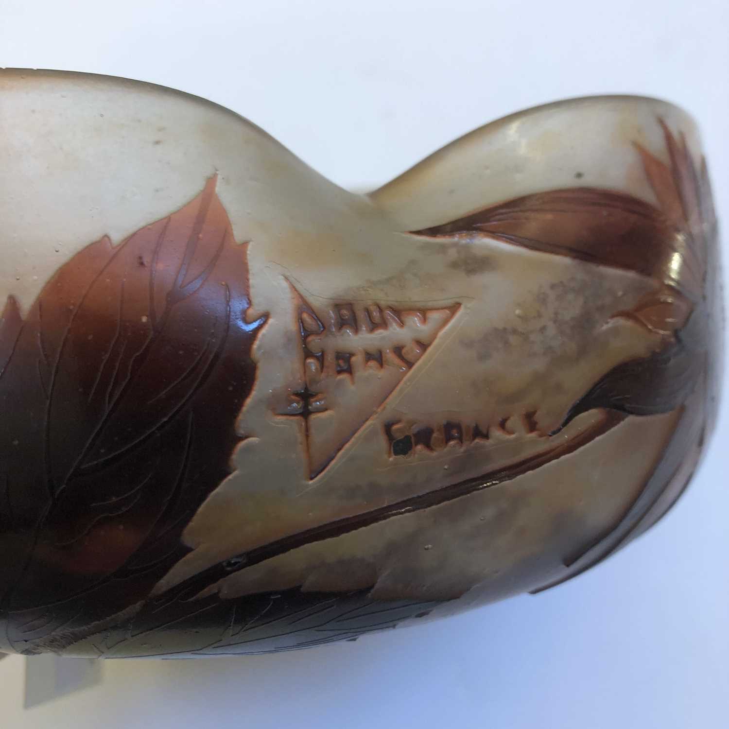 A Daum cameo glass bowl, - Image 5 of 11