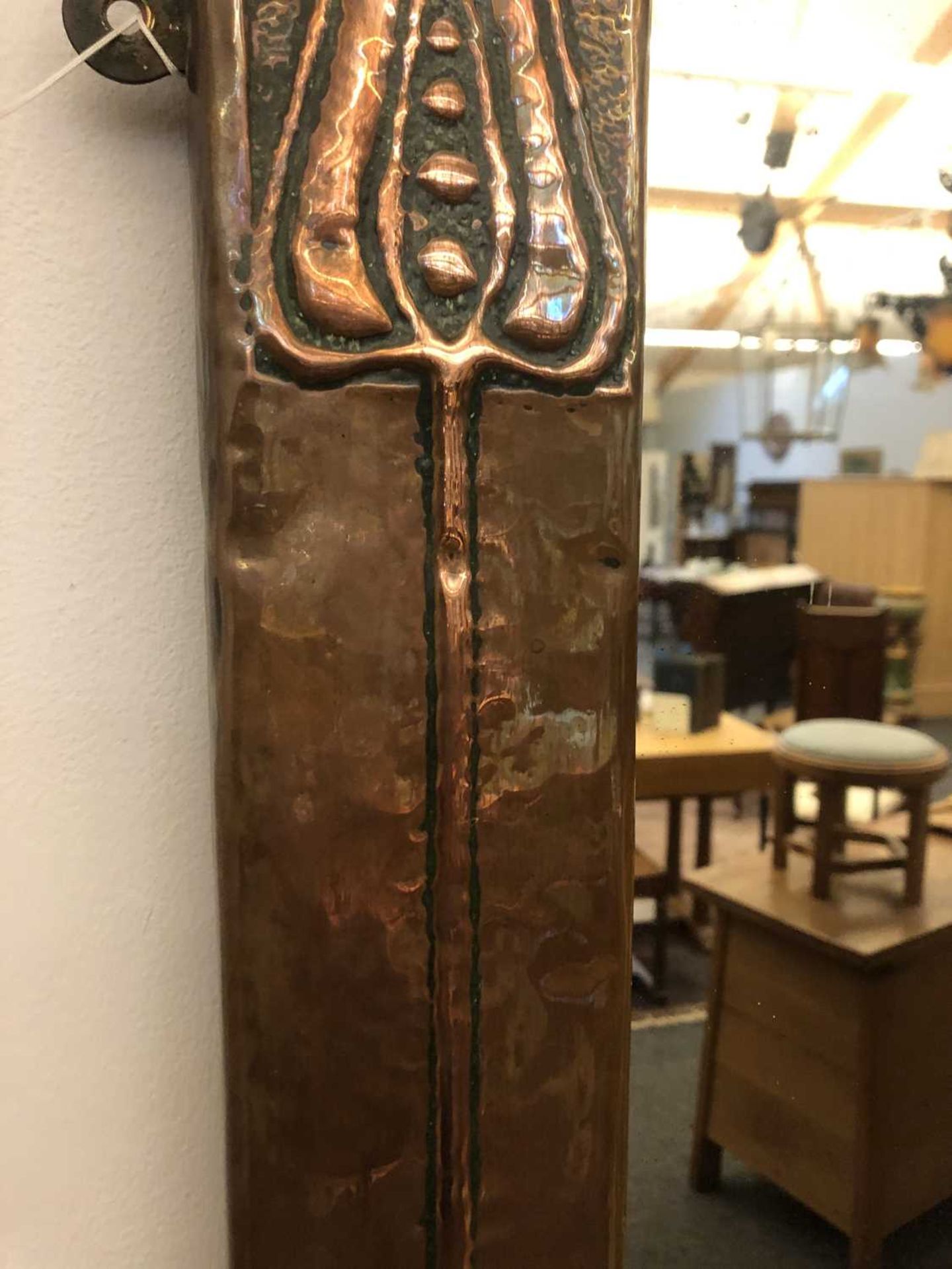 An Arts and Crafts copper wall mirror, - Bild 2 aus 10