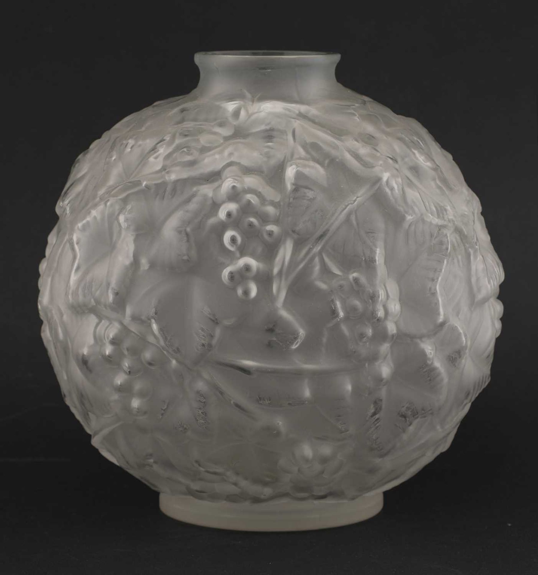 An Art Deco French Espauret glass vase, - Bild 5 aus 6