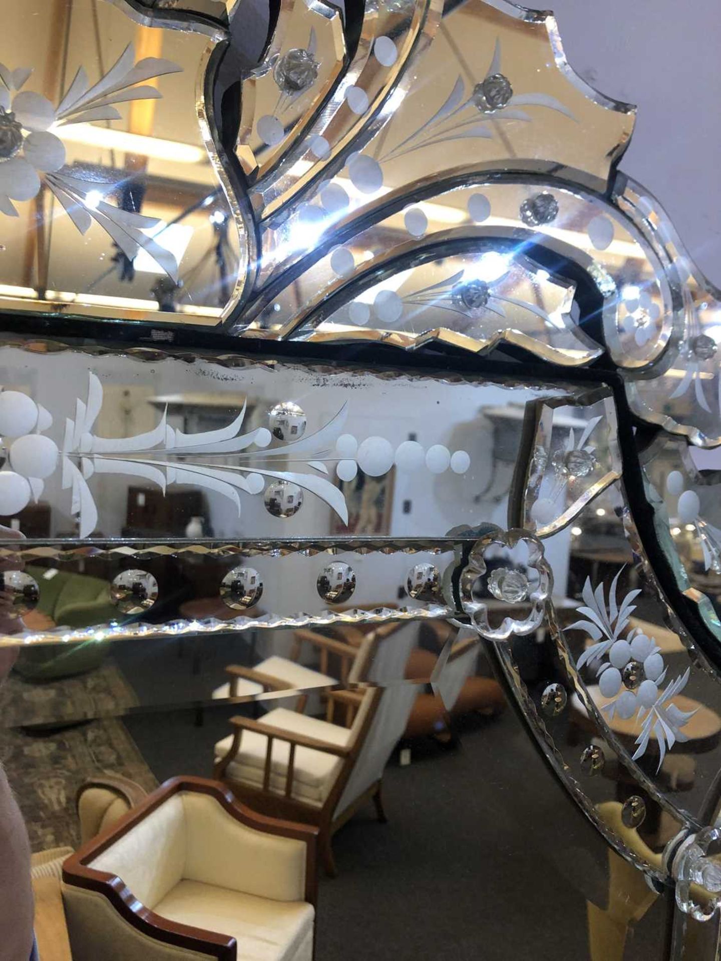 A pair of Venetian multiplate glass mirrors, - Bild 5 aus 12