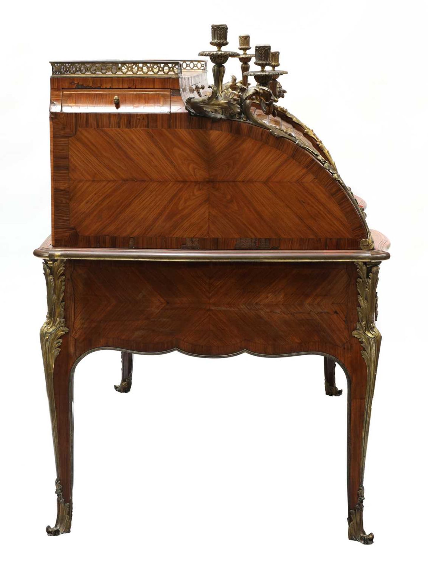 An impressive Louis XV-style kingwood and ormolu-mounted cylinder bureau, - Bild 8 aus 50