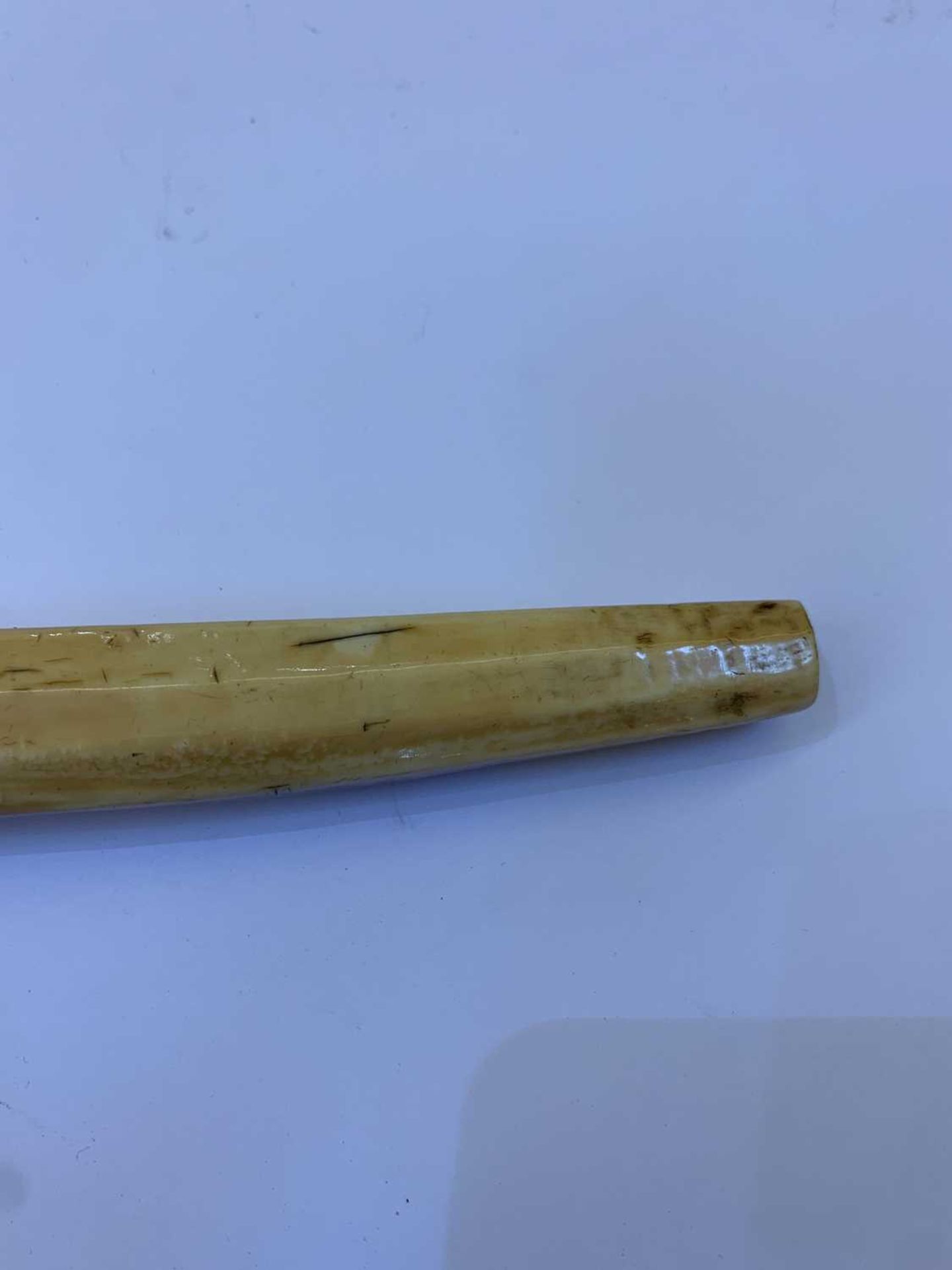 A rare mammoth ivory pipe, - Bild 7 aus 24