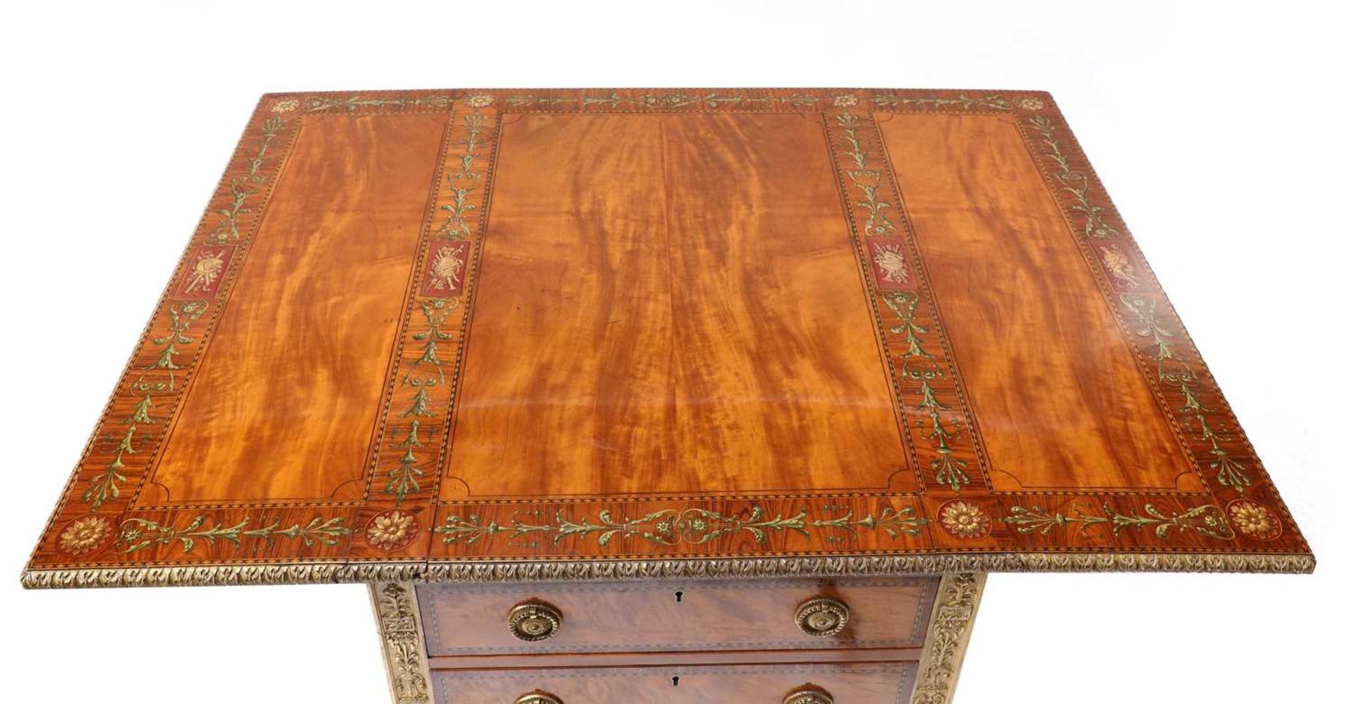 A fine Sheraton Revival strung, inlaid and painted satinwood Pembroke table, - Bild 4 aus 7