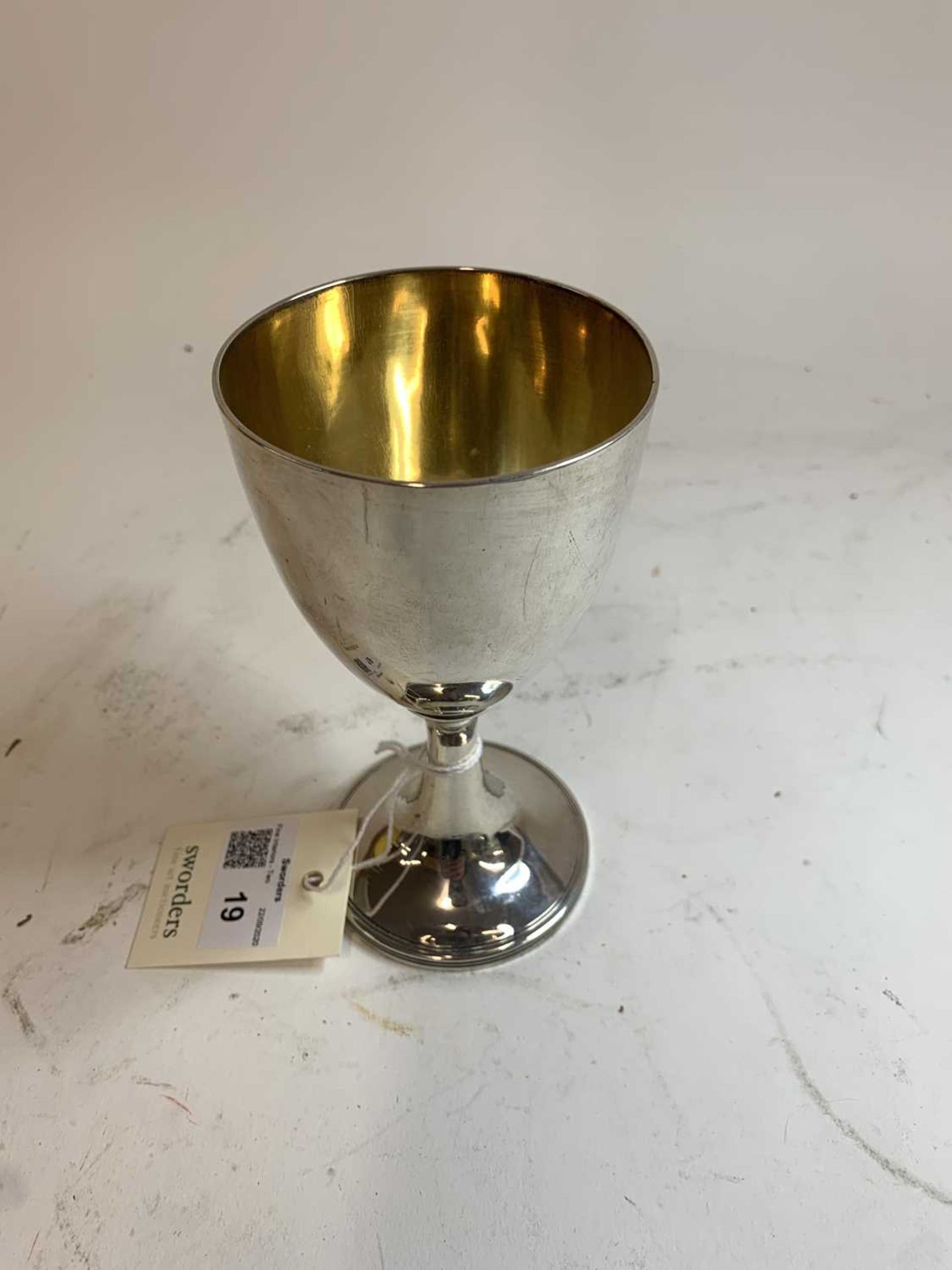 A George III silver goblet, - Bild 12 aus 12