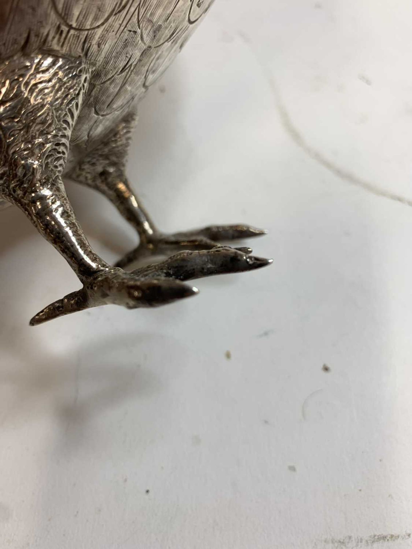 A large silver model of a partridge, - Bild 15 aus 17