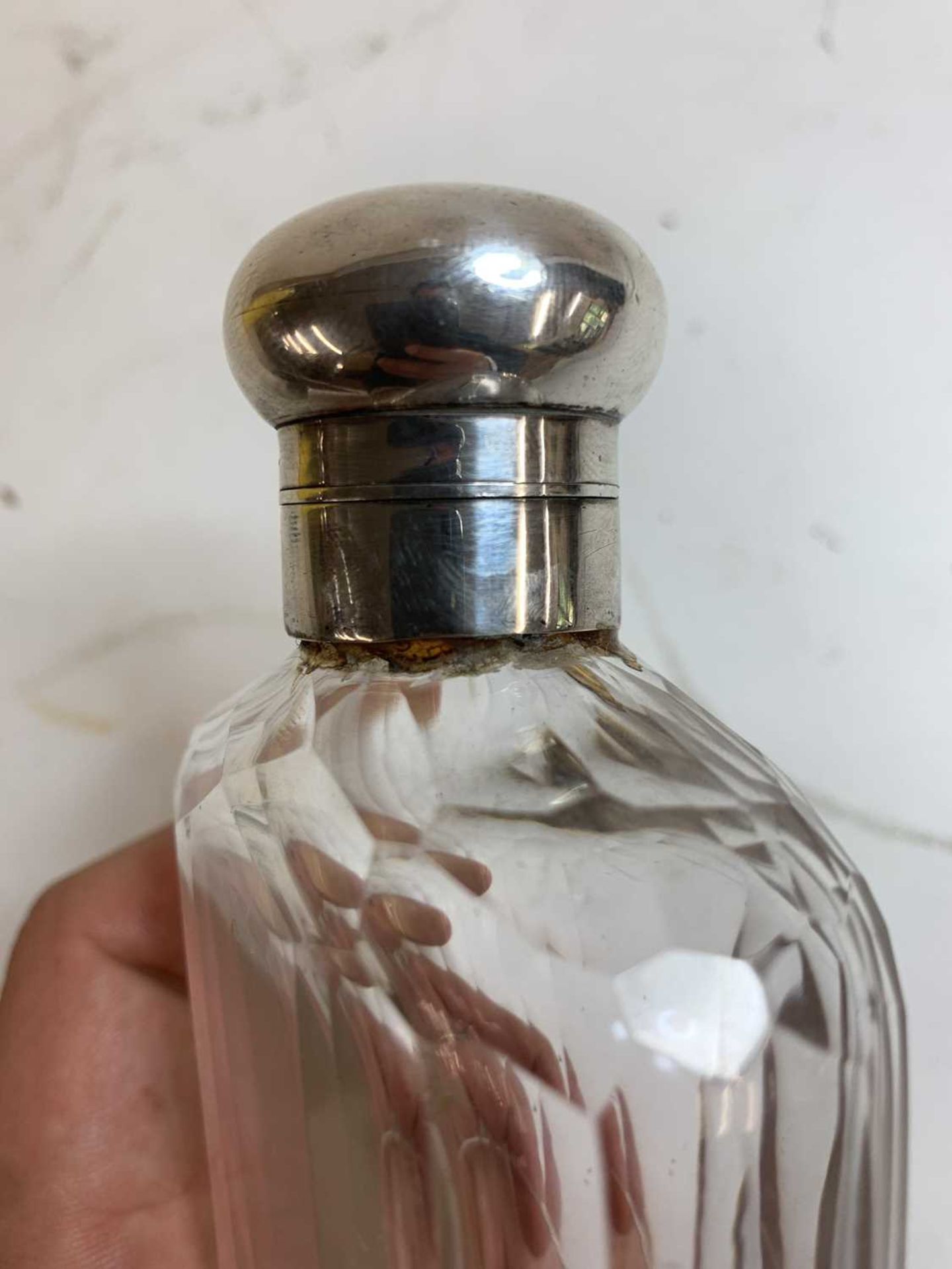 An Edwardian cut-glass and silver-mounted hip flask, - Bild 13 aus 21