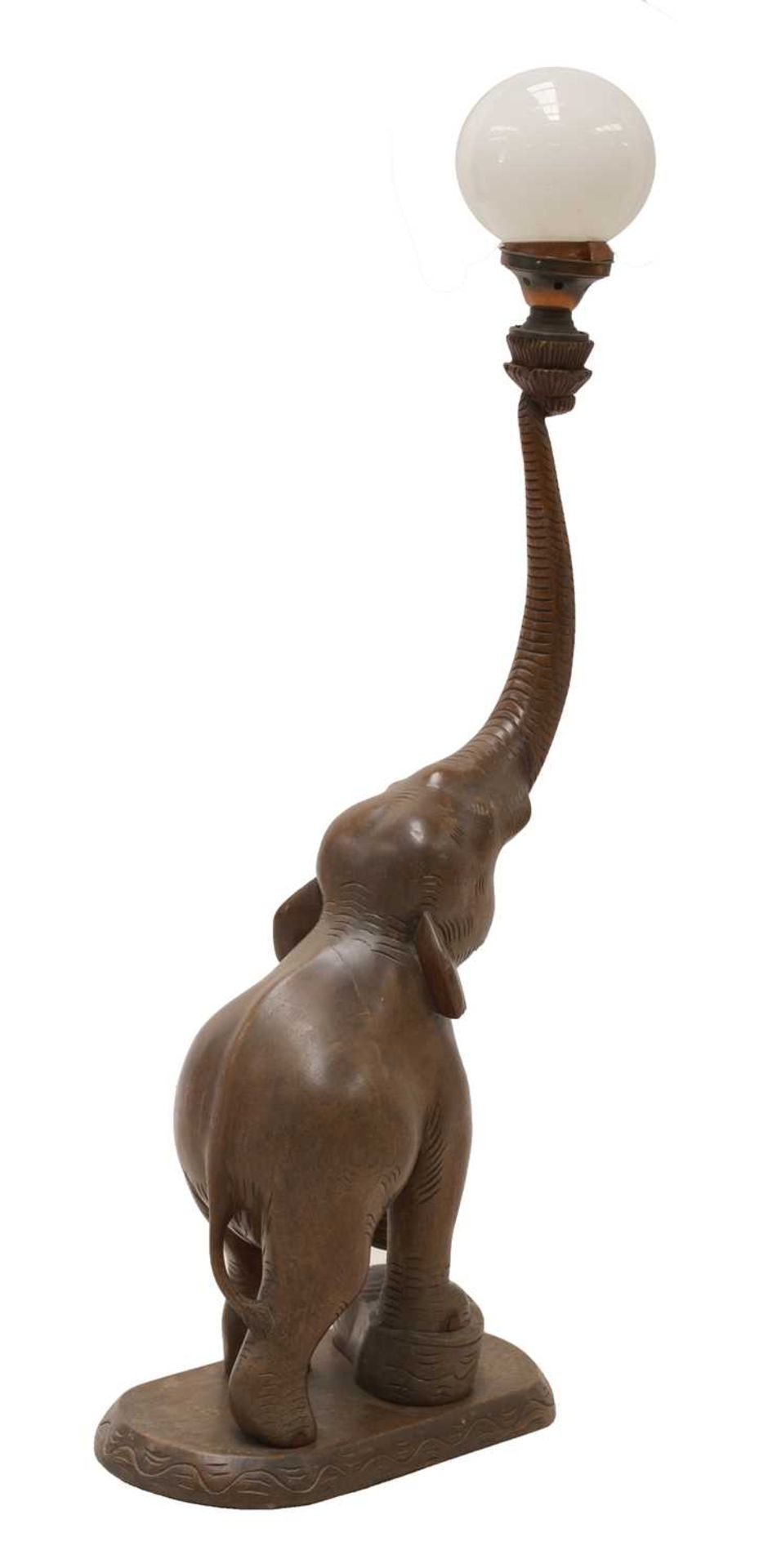 An Indian sandalwood lamp in the form of an elephant, - Bild 3 aus 3