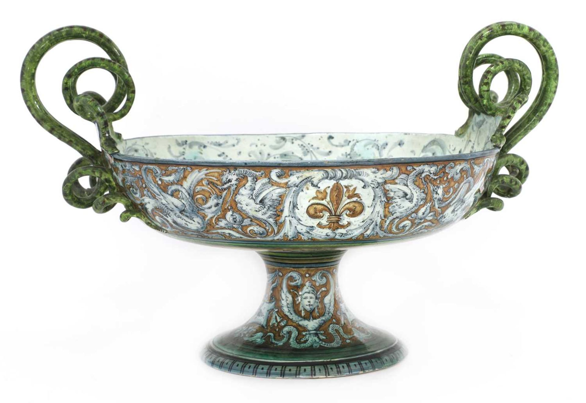 An Italian tin-glazed pottery tazza