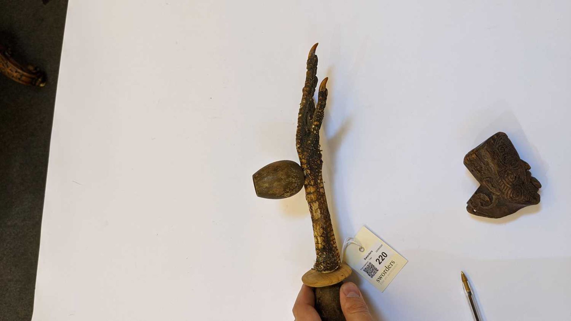 An Australian claw pipe, - Bild 16 aus 28