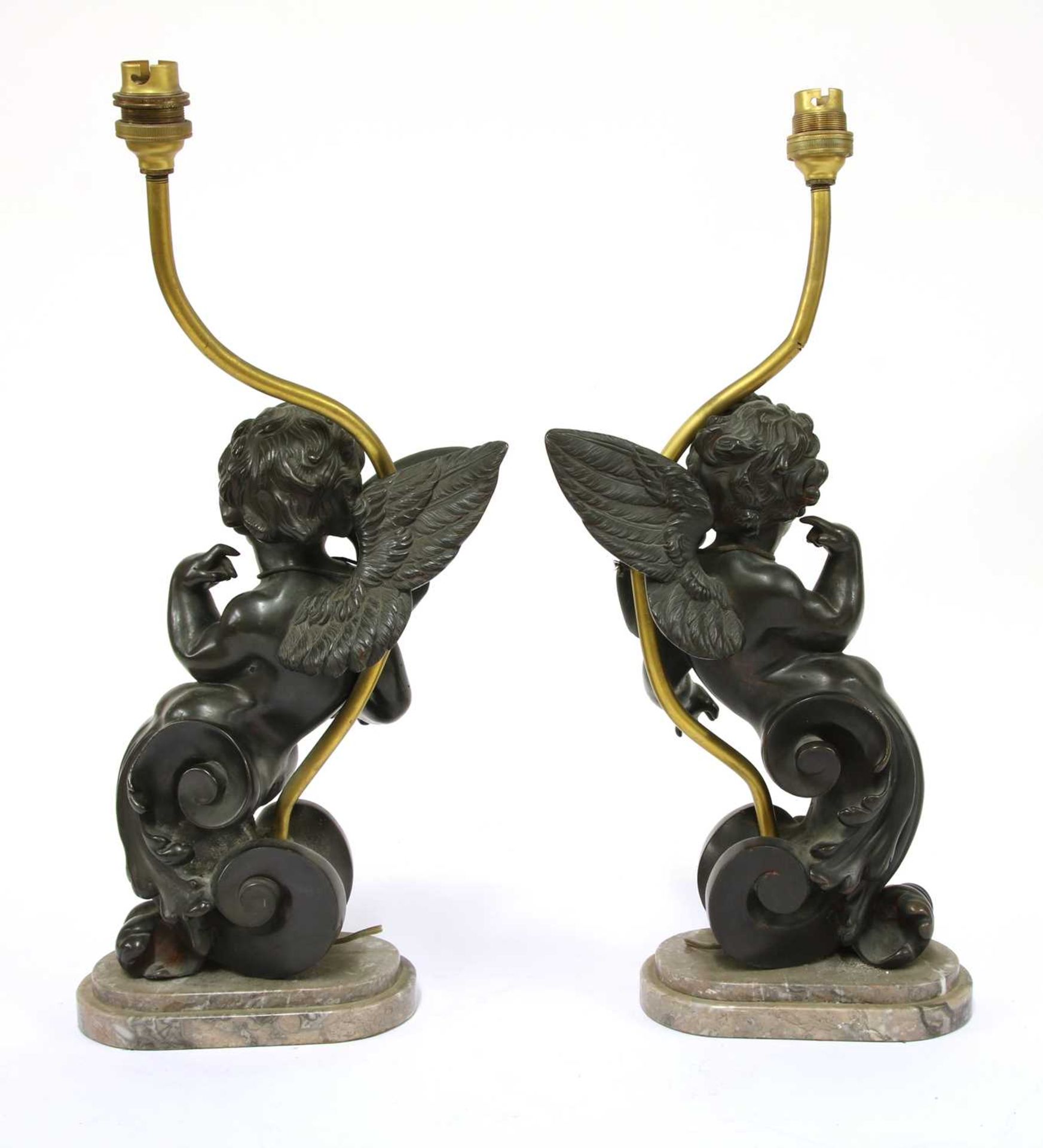 A pair of bronze table lamps, - Bild 2 aus 2