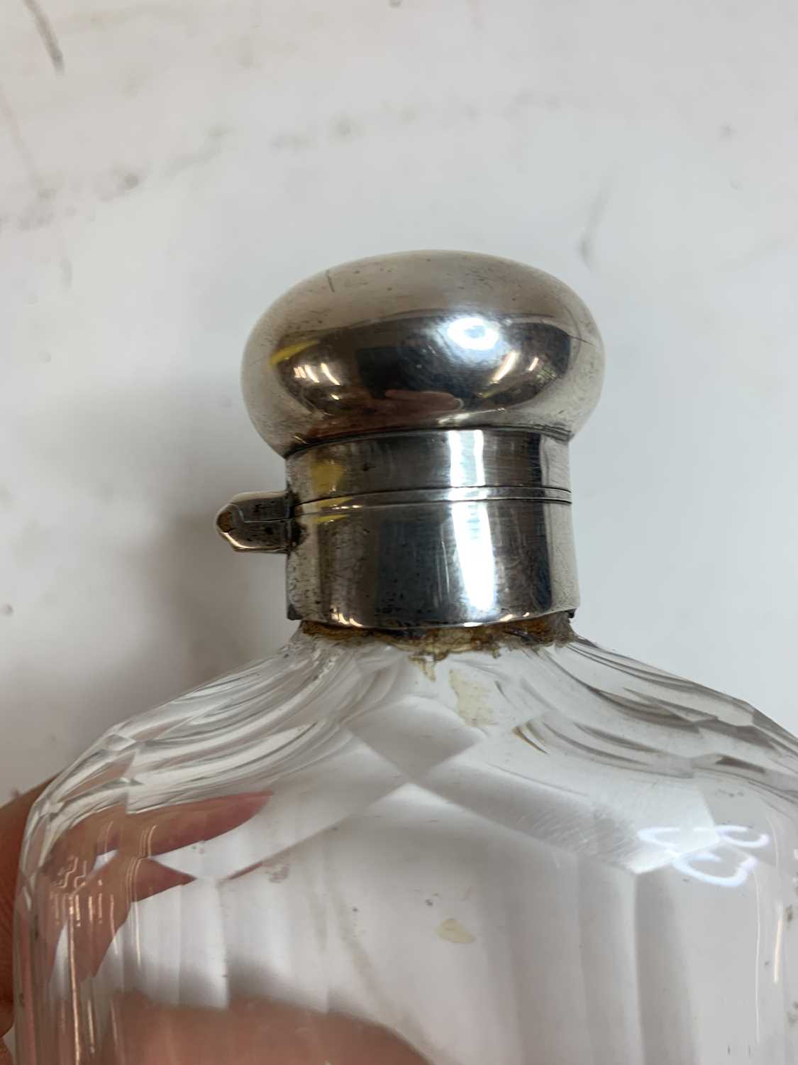 An Edwardian cut-glass and silver-mounted hip flask, - Image 21 of 21