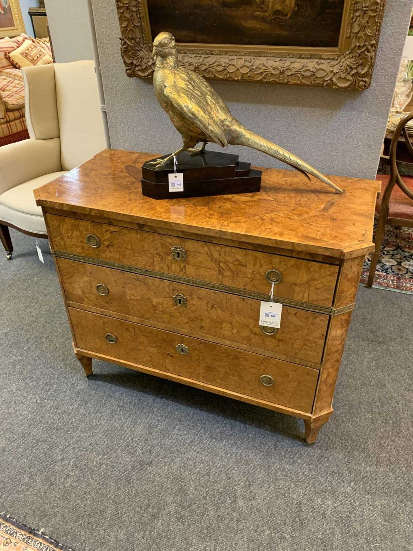 A Baltic burr walnut commode, - Bild 9 aus 22