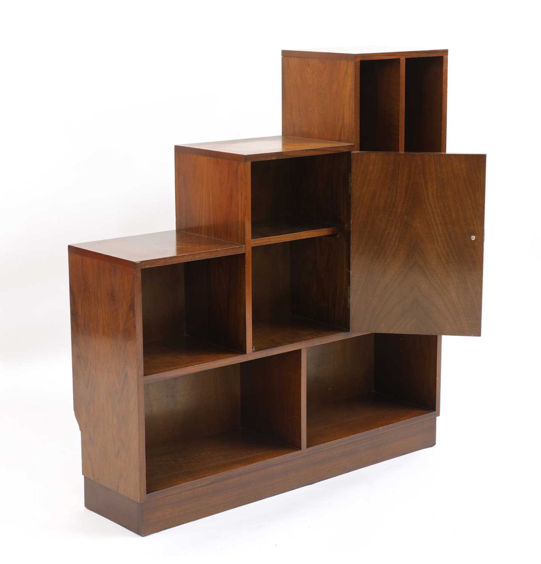 An Art Deco walnut stepped bookcase, - Bild 2 aus 3