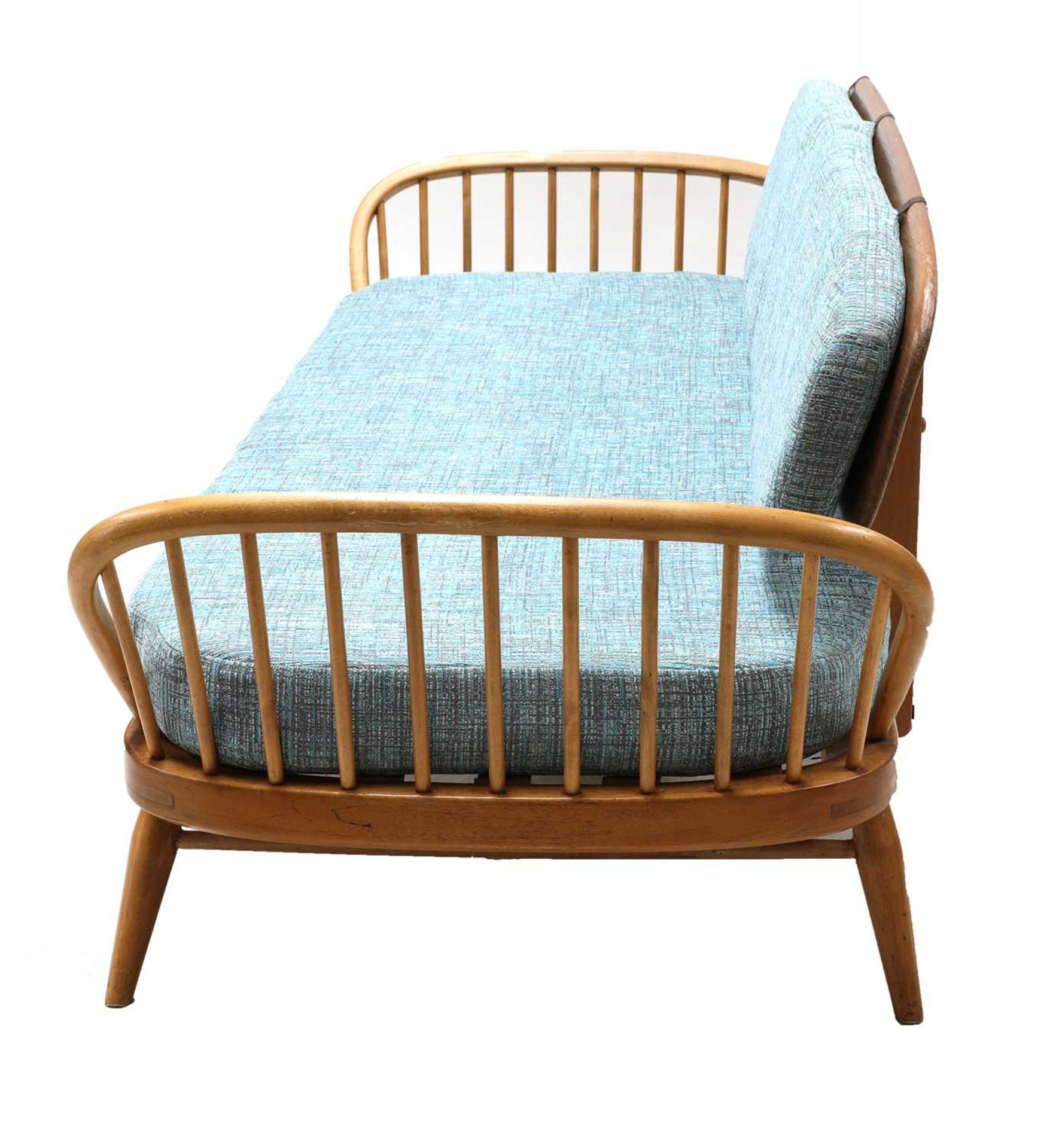 An Ercol light elm studio settee/daybed, - Bild 2 aus 11