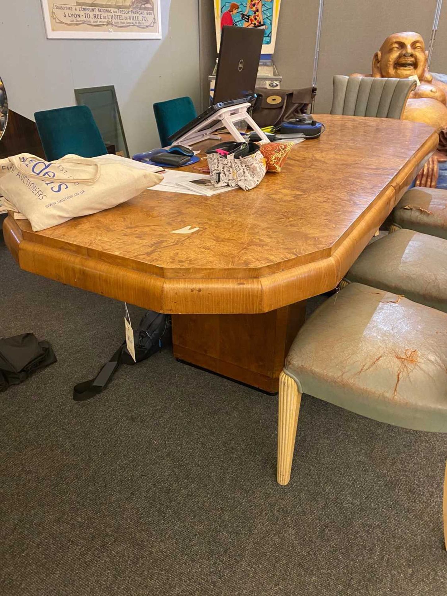 An Art Deco burr walnut extending dining table, - Bild 3 aus 8