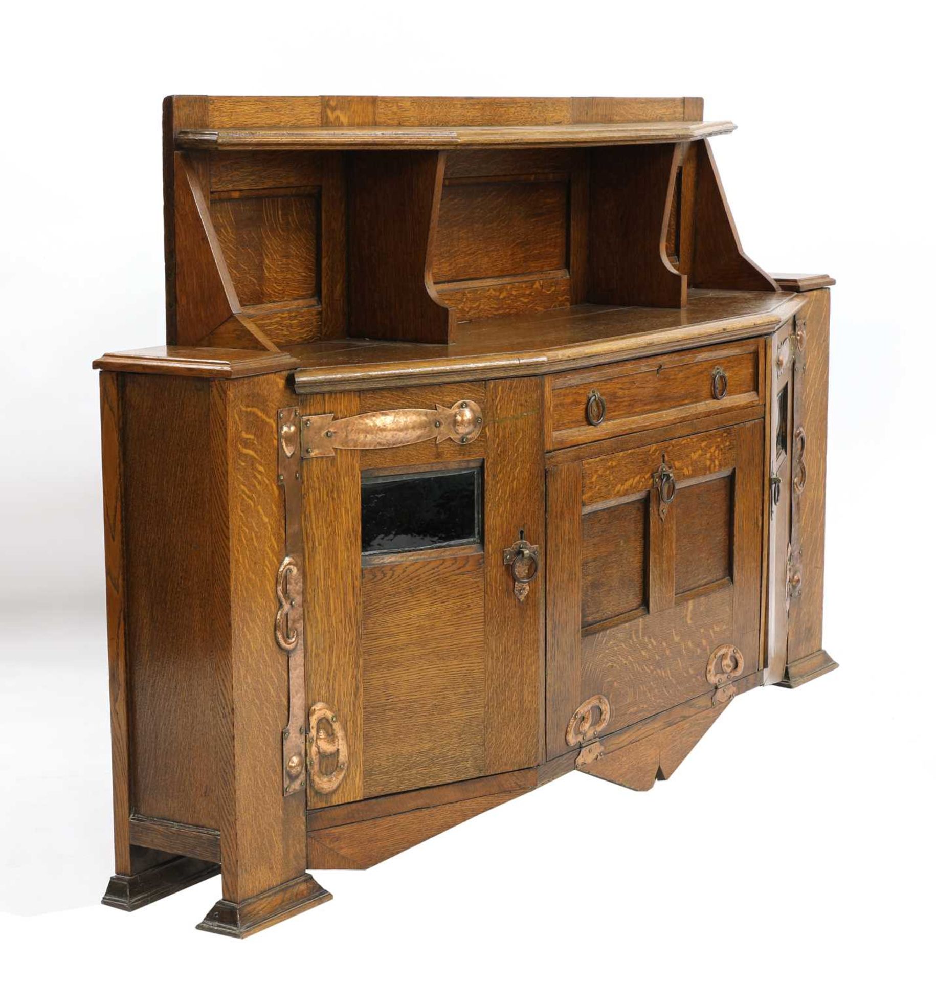 An Arts and Crafts oak cabinet, - Bild 2 aus 5