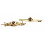 An Edwardian gold amethyst bar brooch,