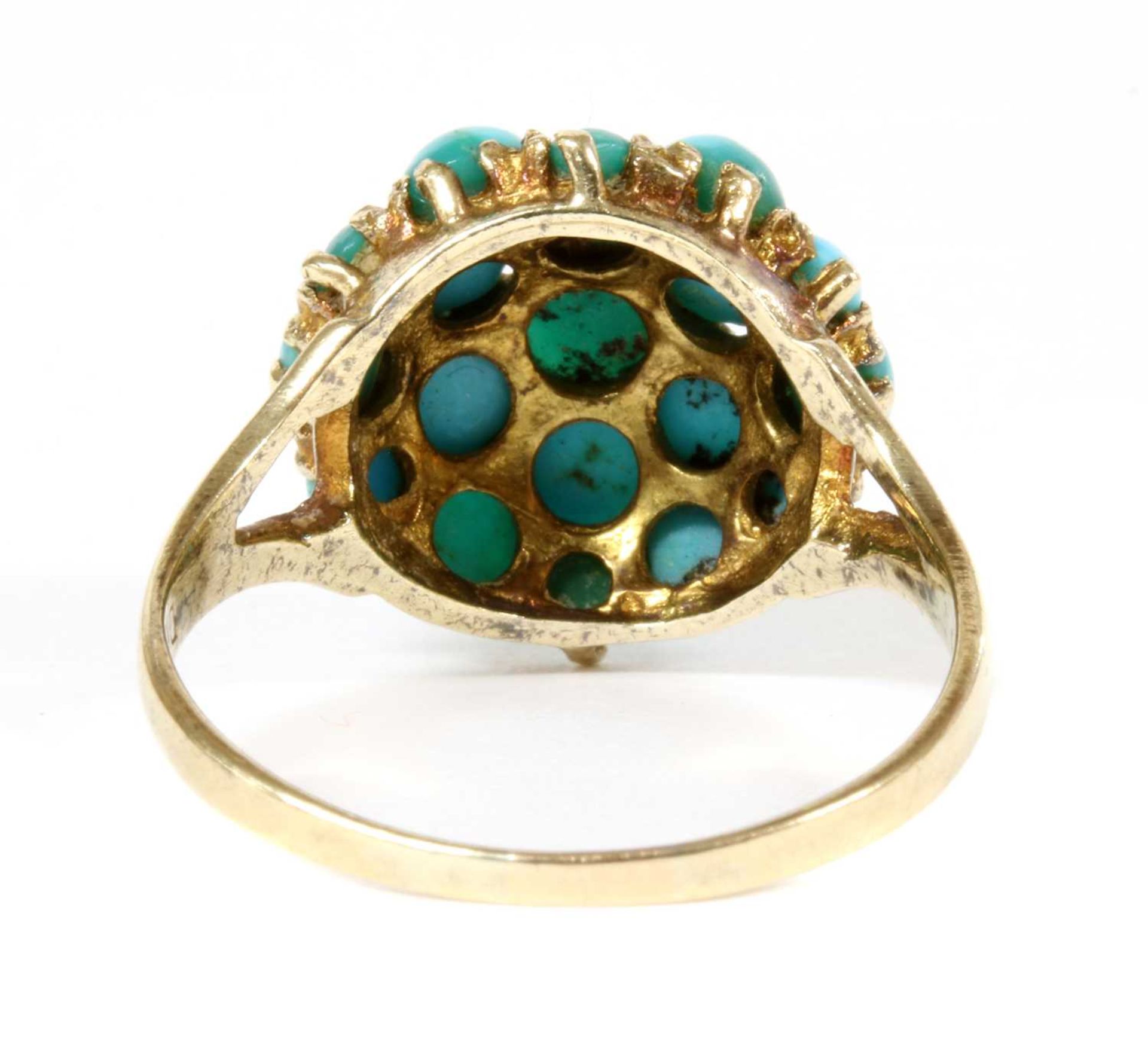 A 9ct gold turquoise bombé cluster, - Bild 3 aus 3