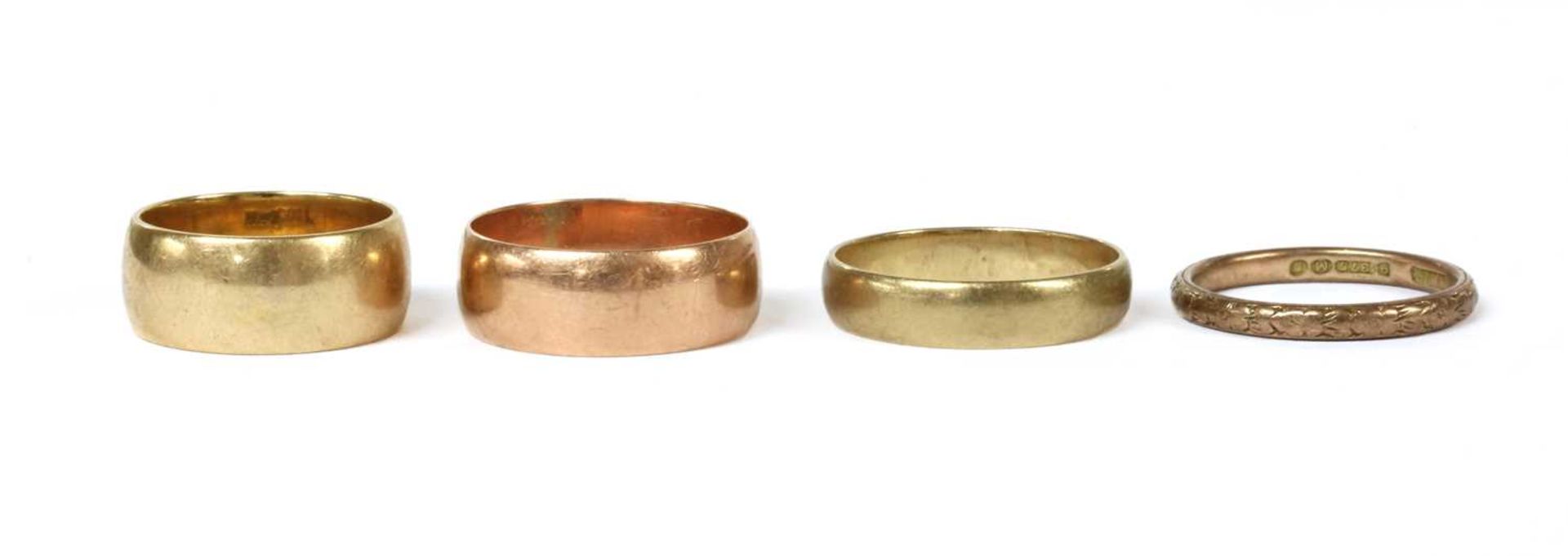 Four 9ct gold wedding rings,