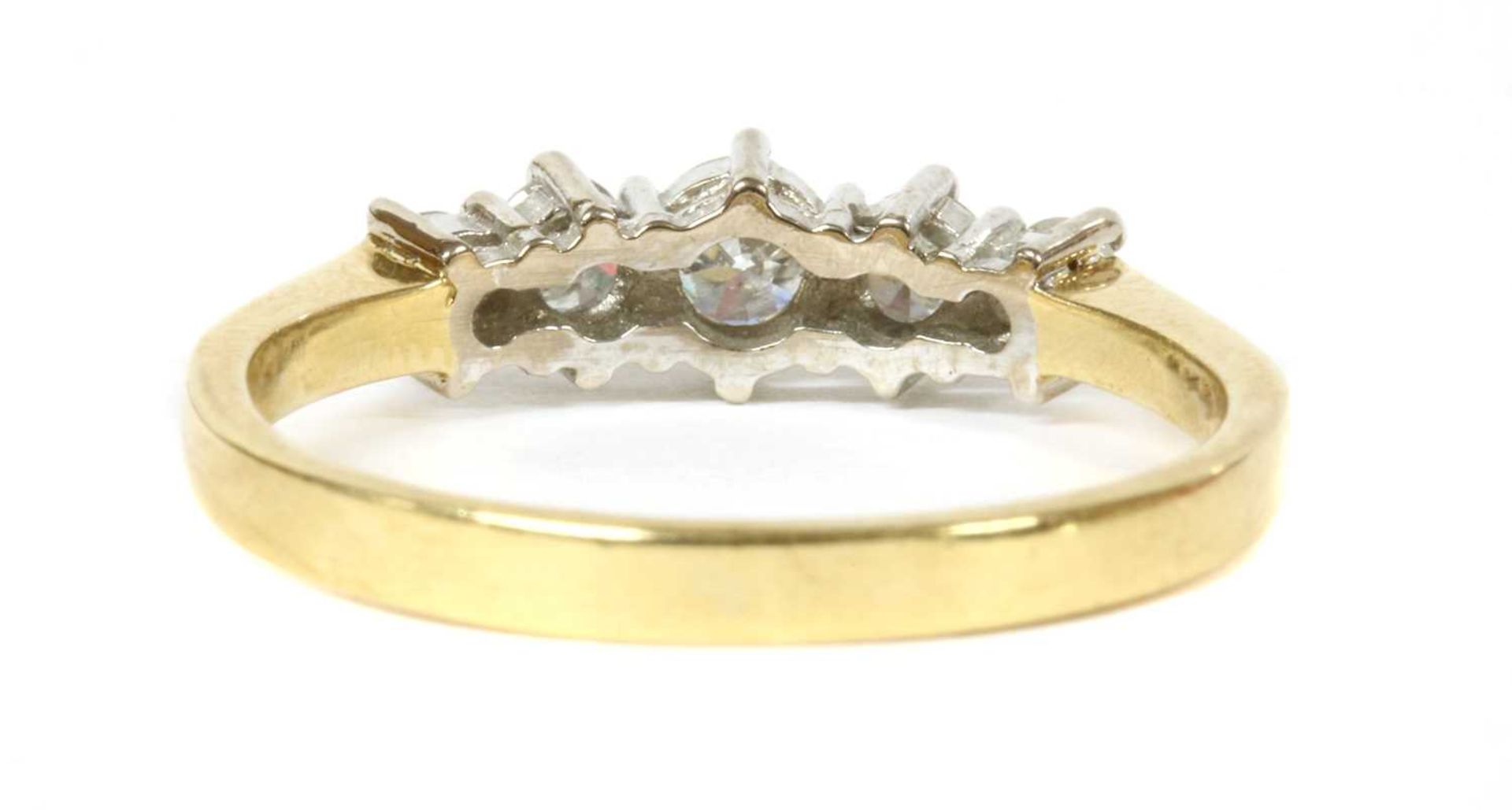 An 18ct gold five stone diamond ring, - Bild 2 aus 6