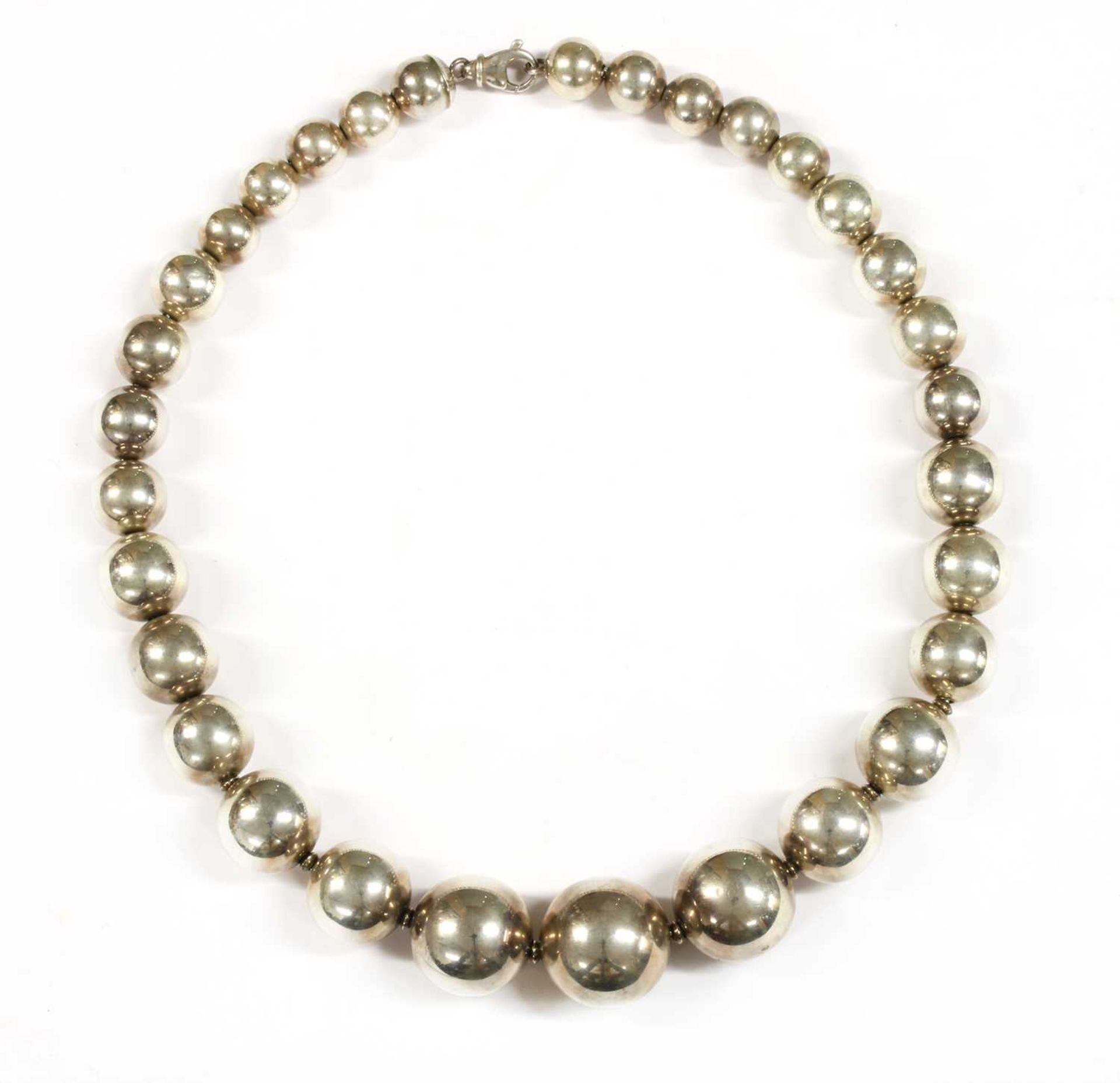 An Italian sterling silver single row graduated bead necklace, by Old Florence,