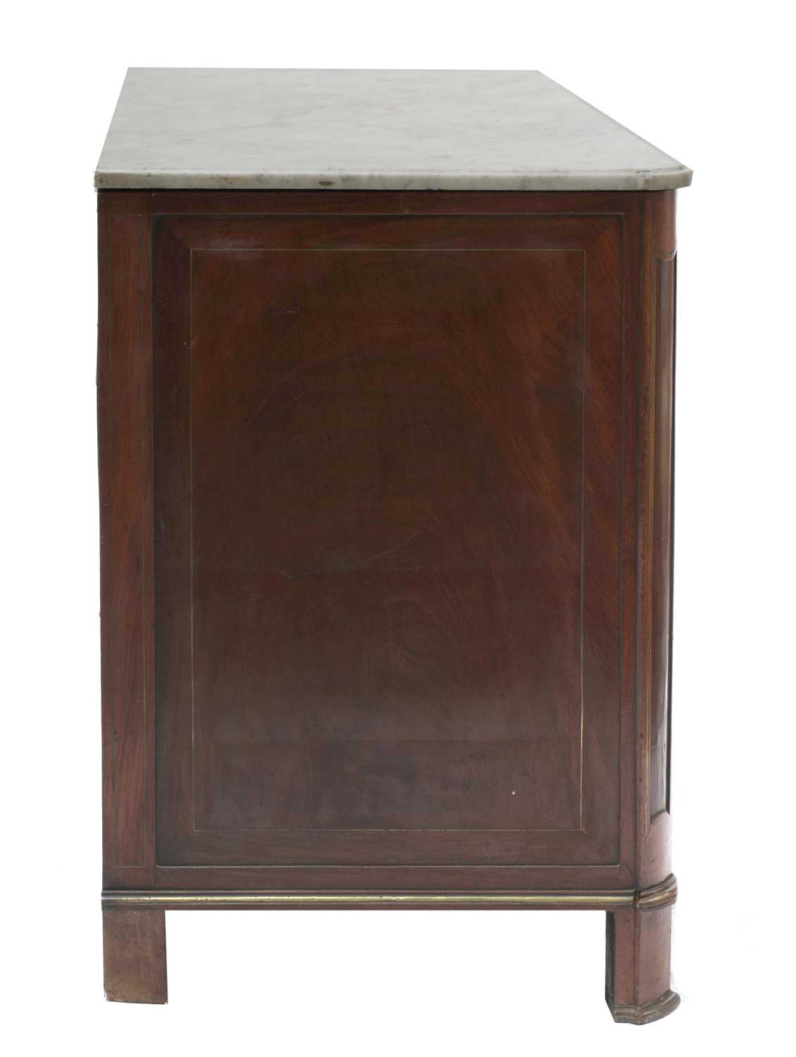 A French mahogany commode chest, - Image 4 of 5