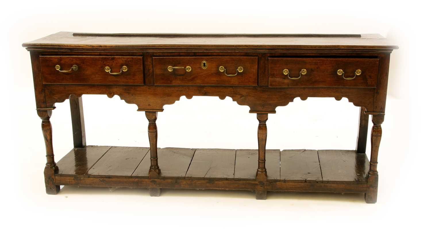 A George III oak dresser base