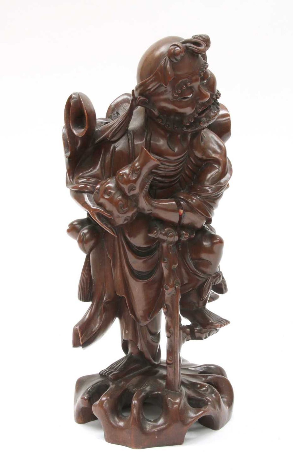 A Chinese wood carving, - Bild 2 aus 4