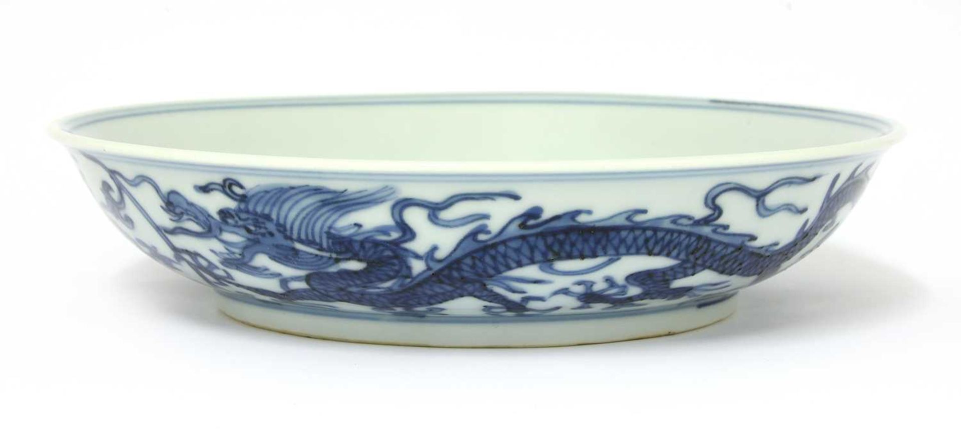 A Chinese blue and white dish, - Image 3 of 3