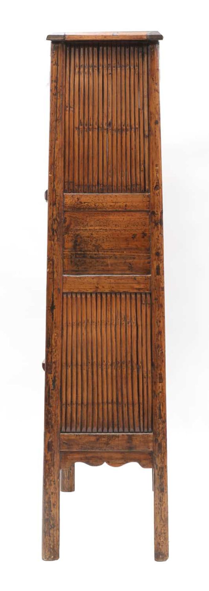 A Chinese bamboo cabinet, - Bild 2 aus 4