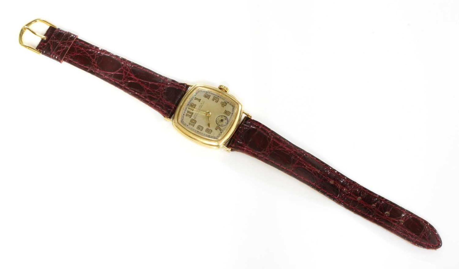A gentlemen's 18ct gold Patek Philippe mechanical strap watch,