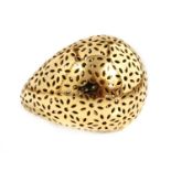 An 18ct gold bombé ring,