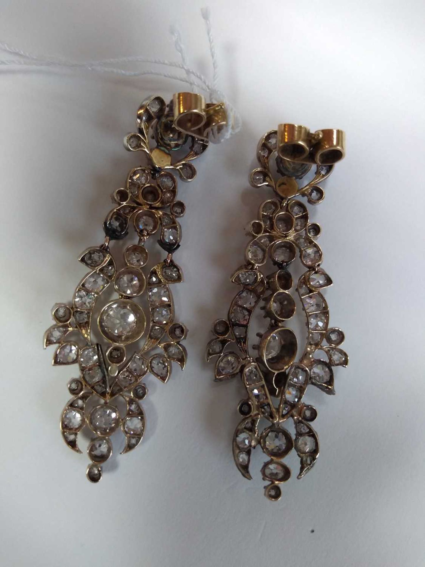 A pair of late Georgian diamond set drop earrings, - Bild 5 aus 5