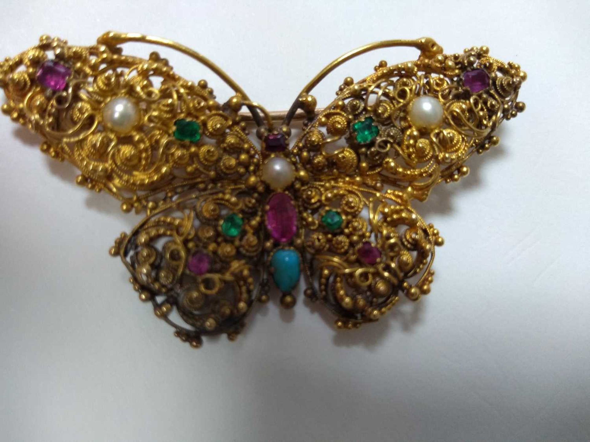A Regency gold, gemstone and pearl butterfly brooch, c.1820, - Bild 6 aus 7