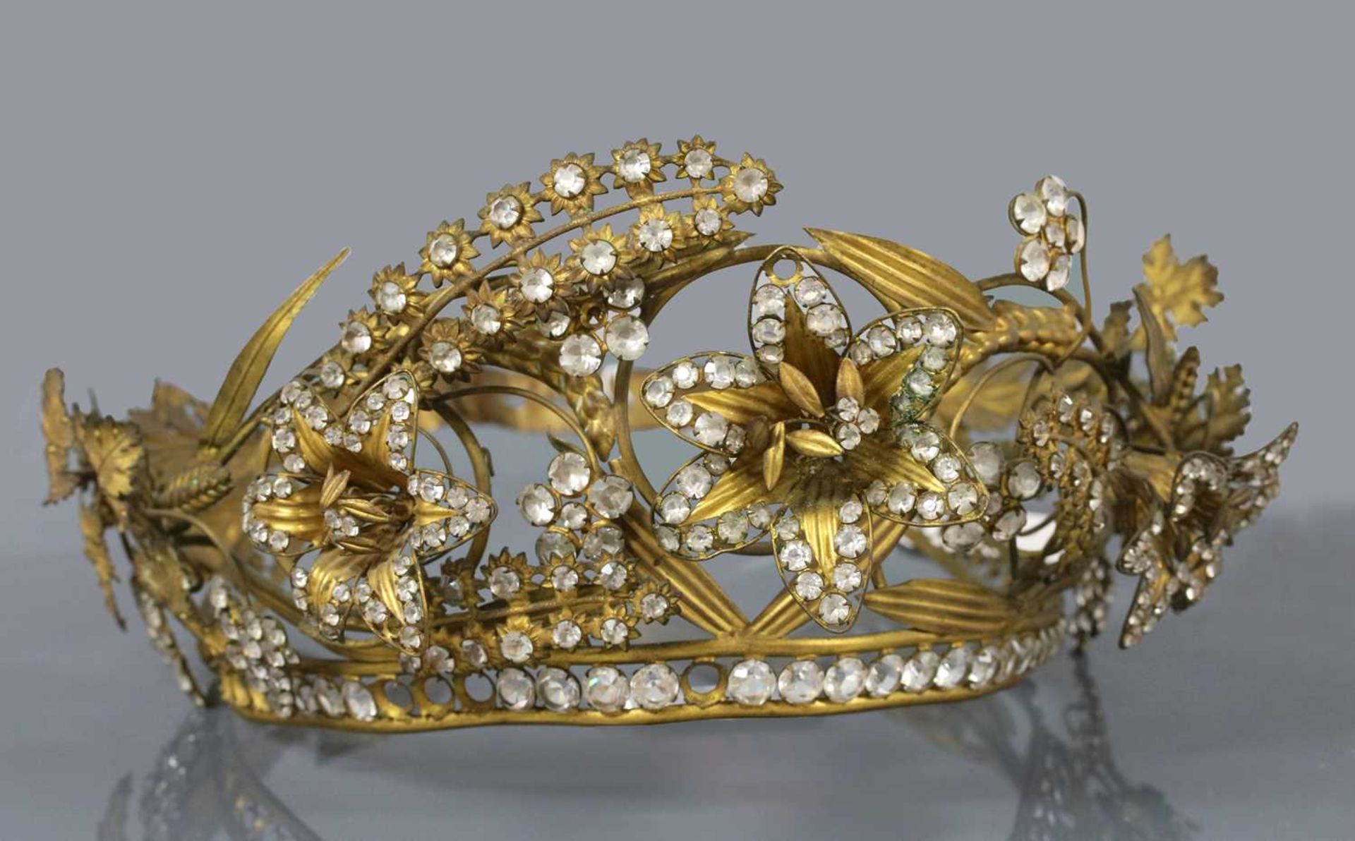 A Regency gilt metal and paste, en tremblant tiara or headdress, c.1810-1830,