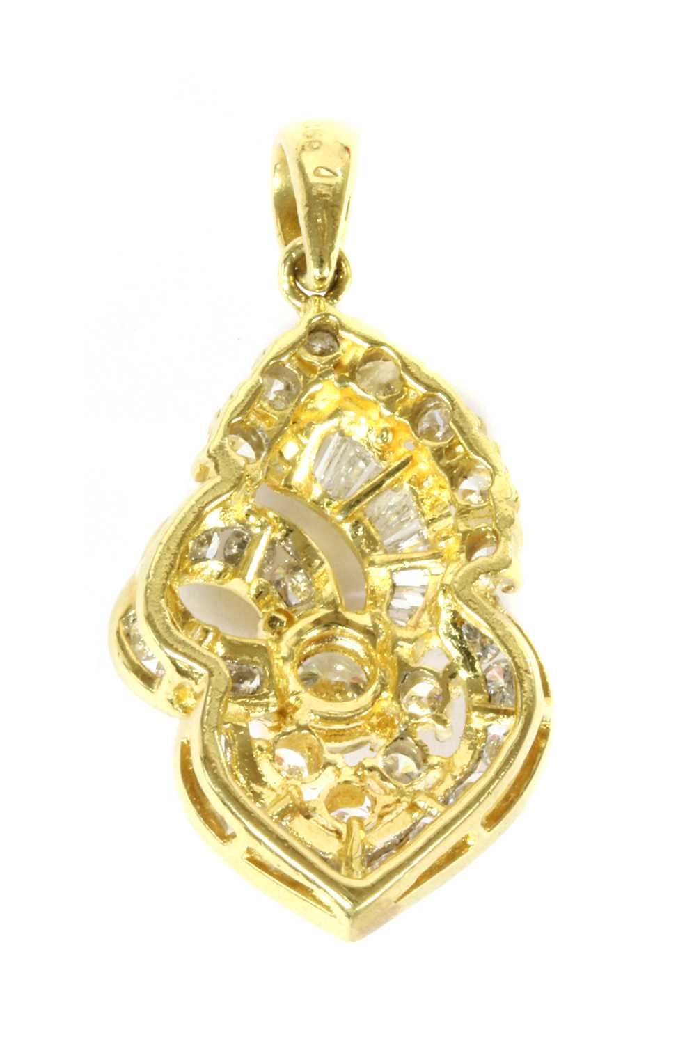 A gold diamond pendant, - Image 2 of 2