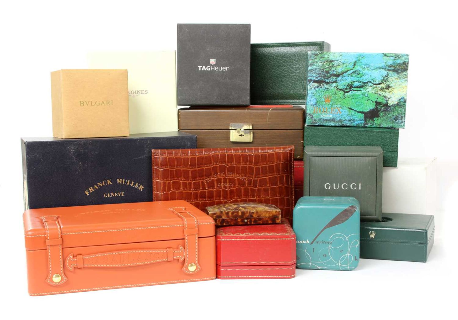 A quantity of watch boxes,