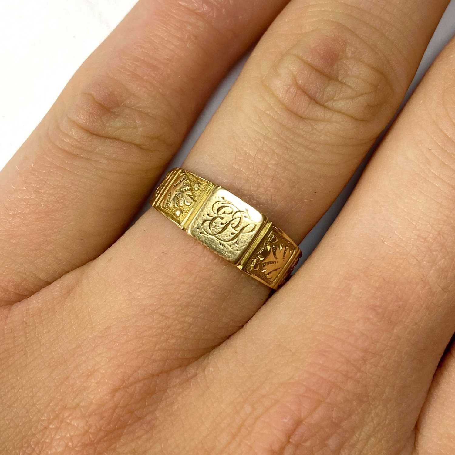 A ladies' Victorian Egyptian Revival 18ct gold signet ring, - Image 4 of 4