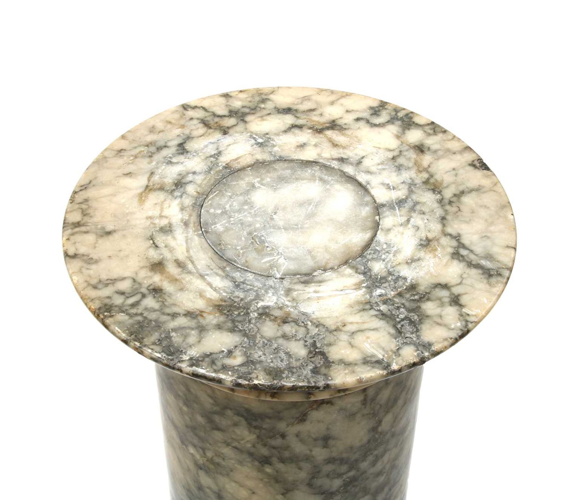 A variegated marble pedestal, - Image 2 of 2