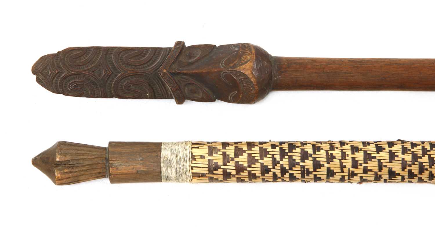 A Maori taiaha dance paddle, - Image 2 of 16