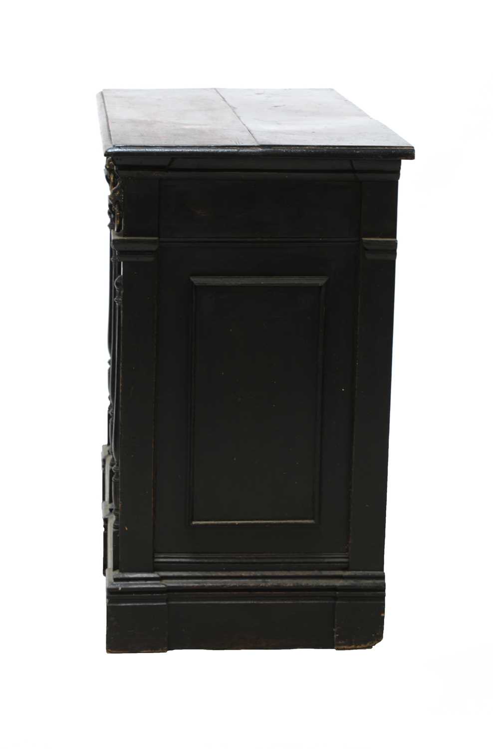 A Continental painted side cabinet - Image 3 of 7