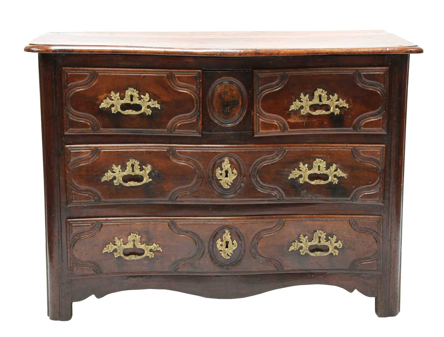 A French provincial walnut commode, - Image 2 of 4