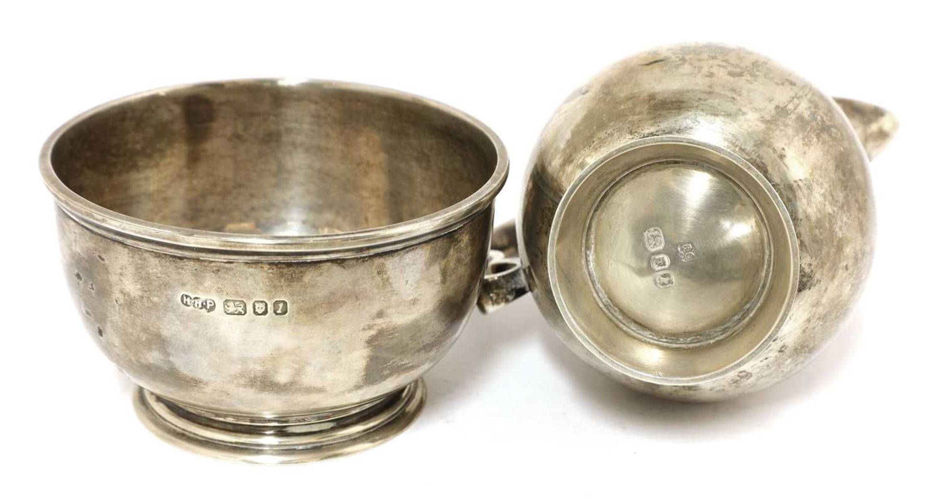 A silver jug, - Image 4 of 7