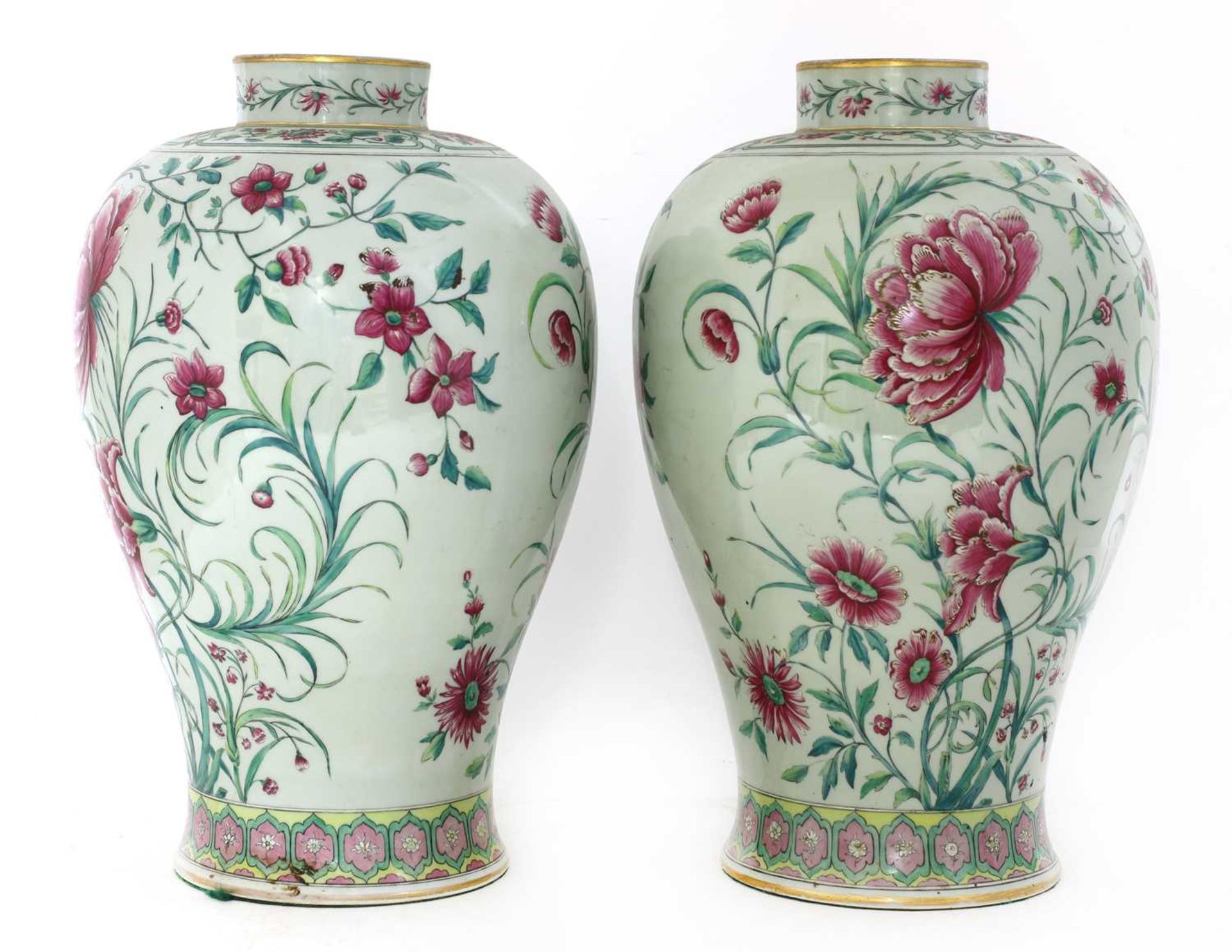 A pair of porcelain baluster vases, - Image 2 of 6