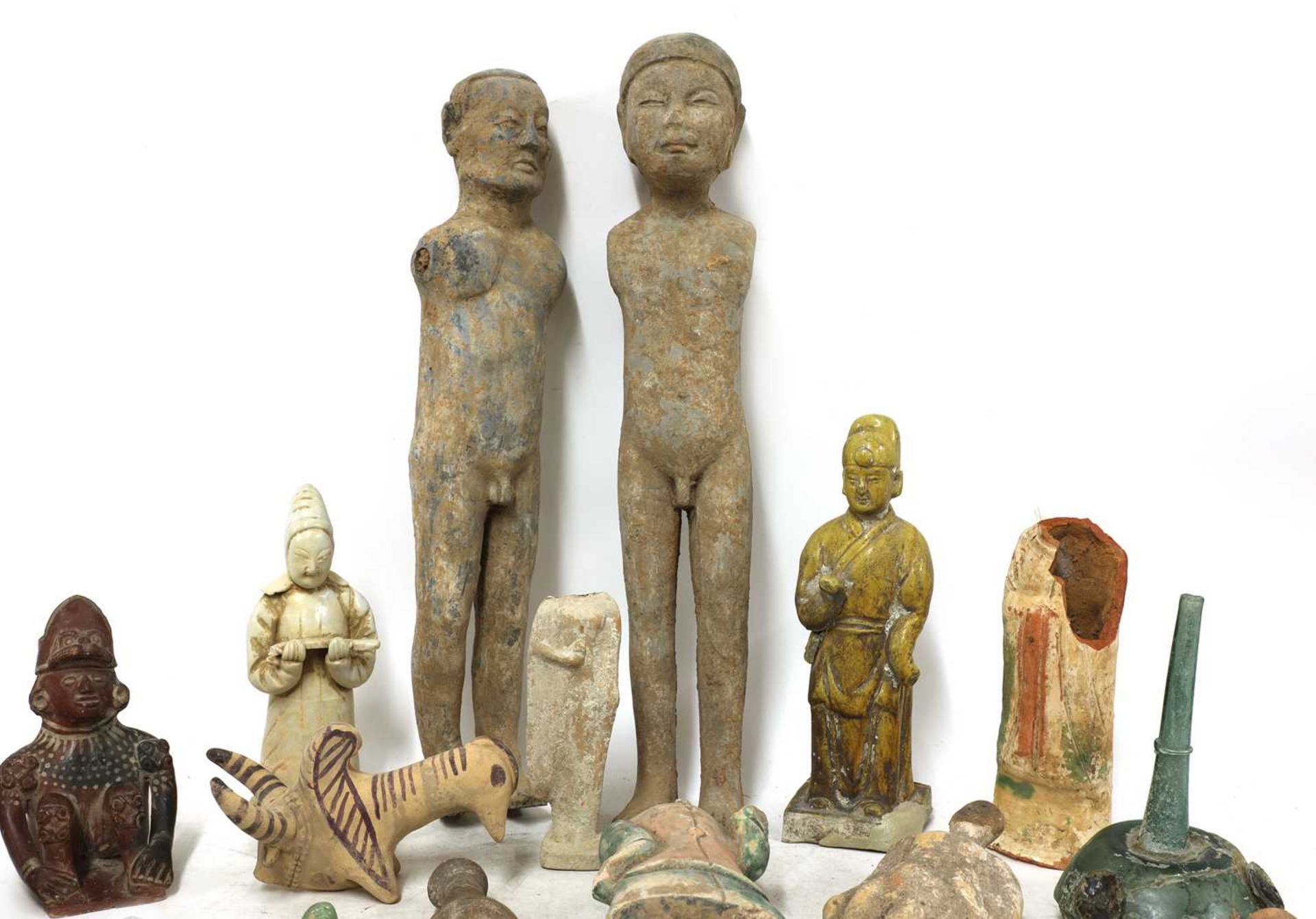 A collection of ancient and later pottery figures and artefacts, - Image 2 of 4