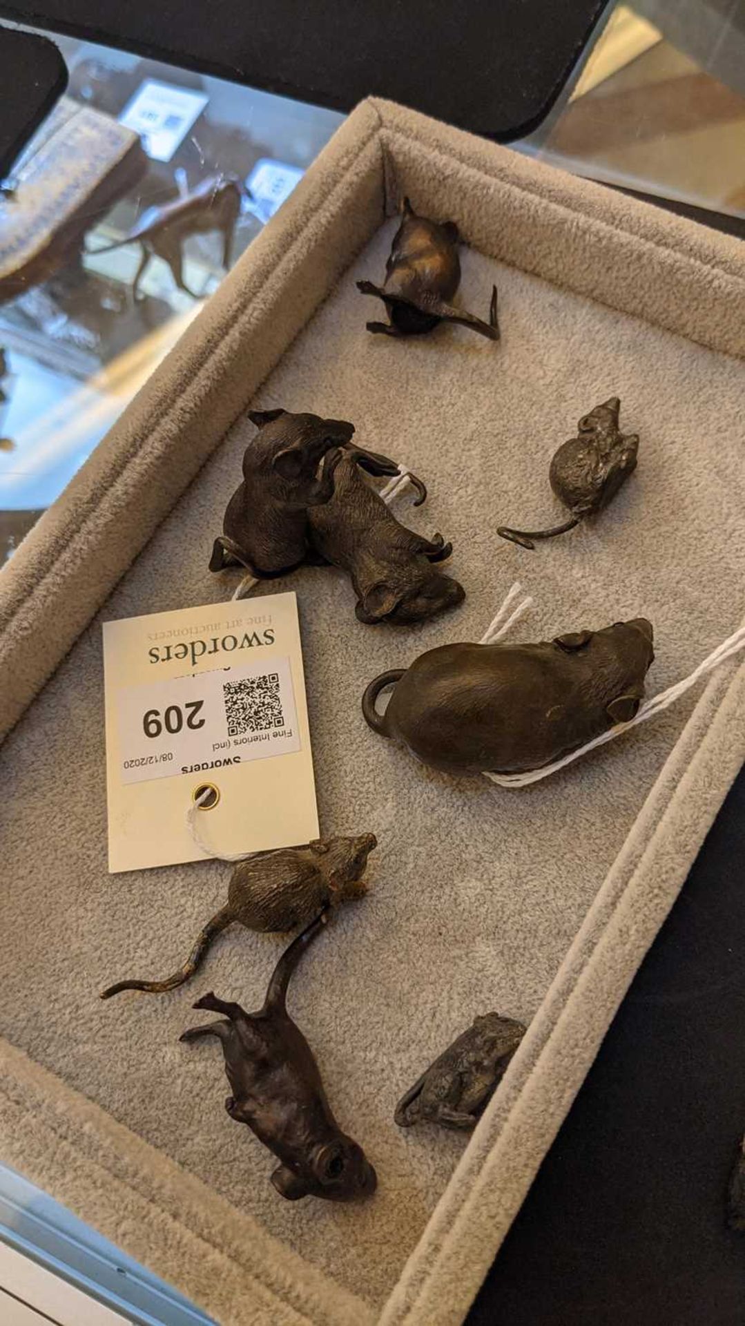 A collection of fourteen cold-painted bronze and lead mice and rats, - Image 9 of 13