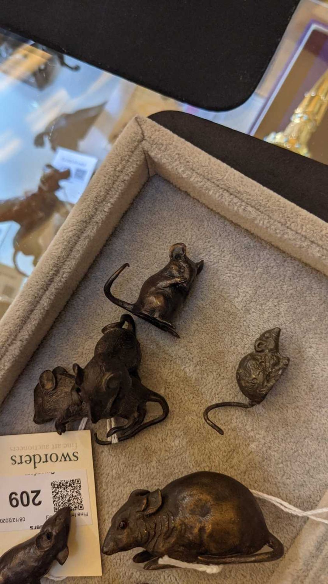 A collection of fourteen cold-painted bronze and lead mice and rats, - Image 4 of 13