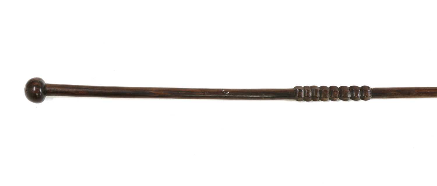 An African turned hardwood walking stick - Image 4 of 4