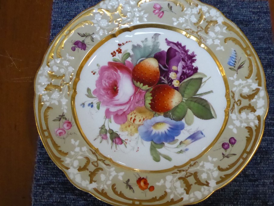 A fine early 19th century Coalport Feltspar porcelain dessert service comprising four square dishes, - Image 24 of 45